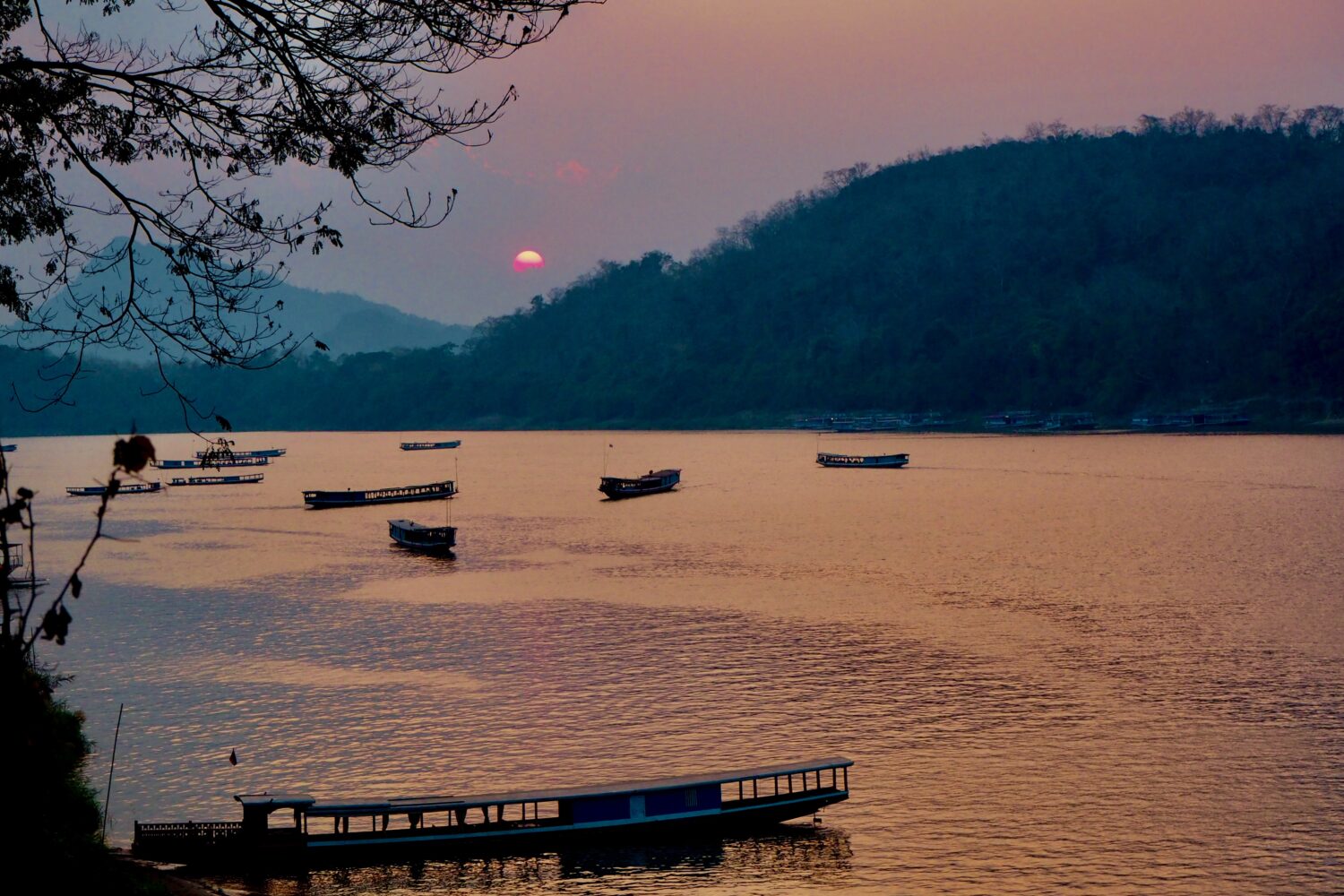 mekong luang prabang laos